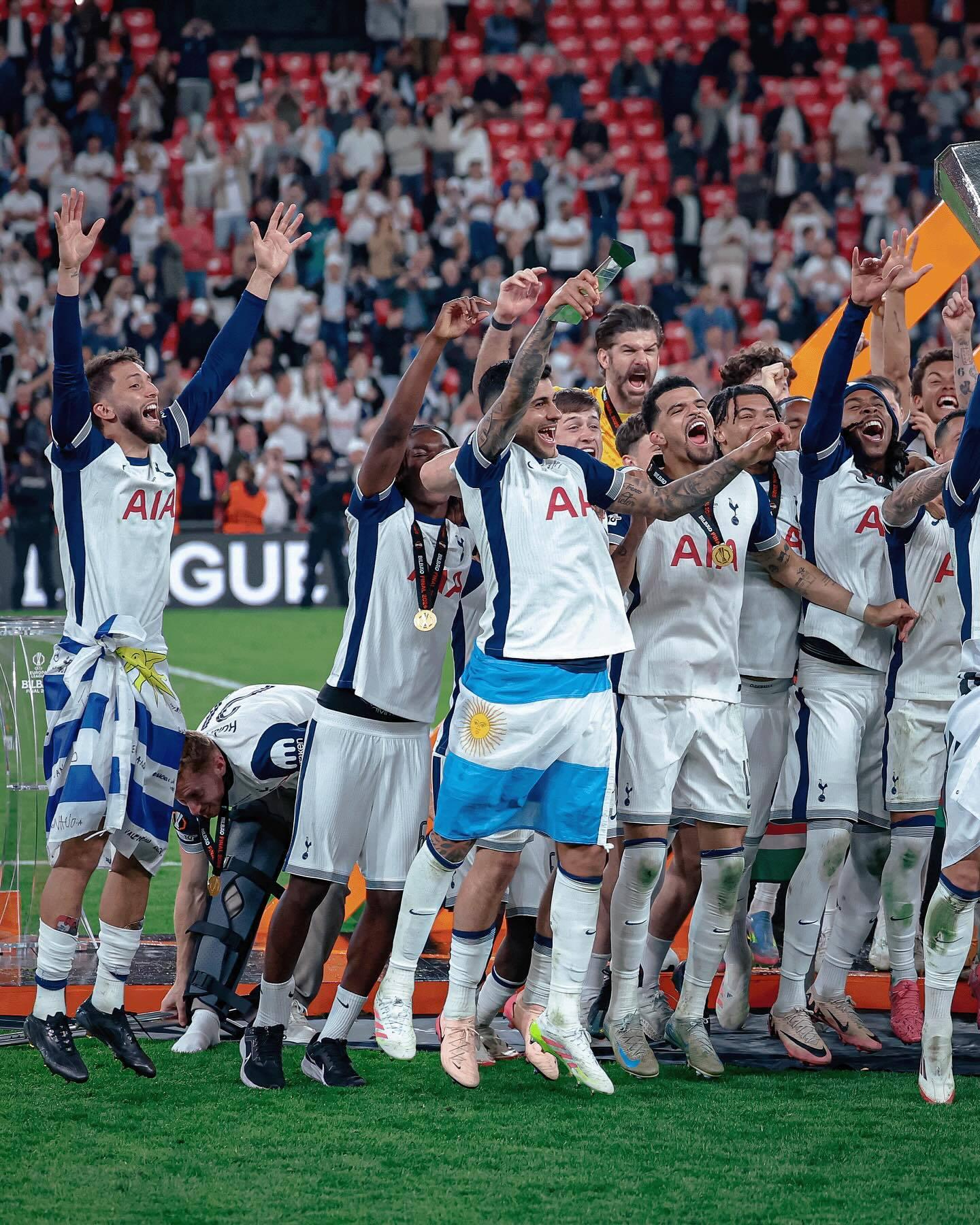 爱游戏全站-凯恩官方宣布险胜新规，曼联引发争议！引发球迷热议-爱游戏全站