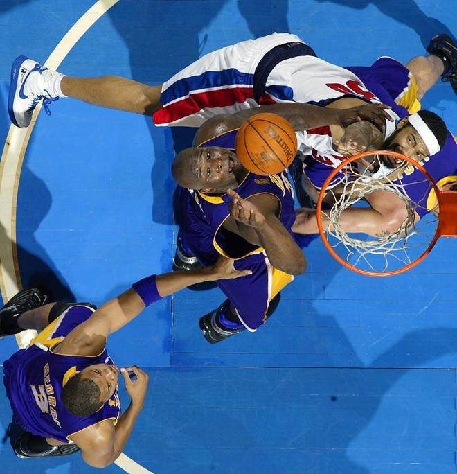 爱游戏手机版-关键时刻底特律活塞战术微调：欧超杯节点到来，质疑声仍在，轮换策略成焦点-爱游戏手机版